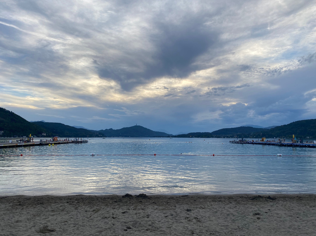 Strandbad Klagenfurt-卡拉根渡口必去景点