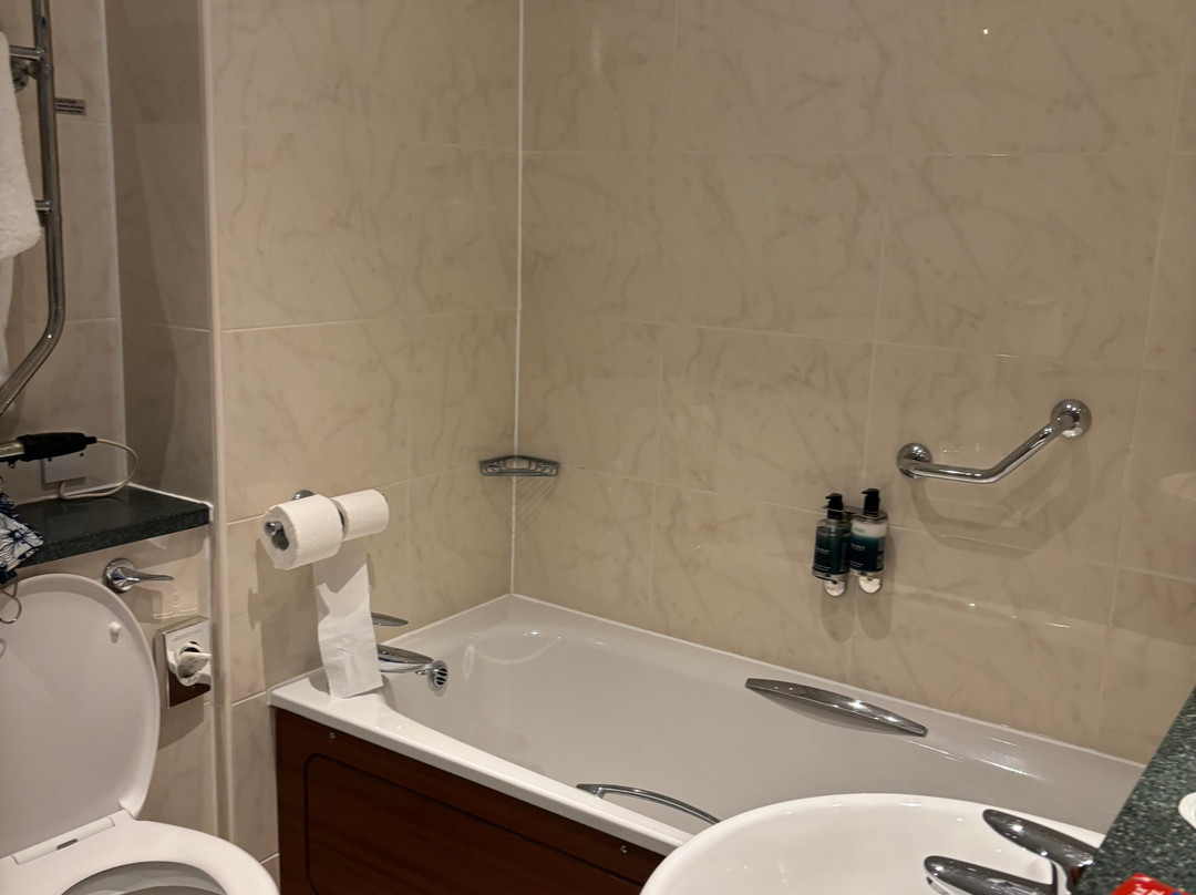麦克唐纳水疗酒店主图