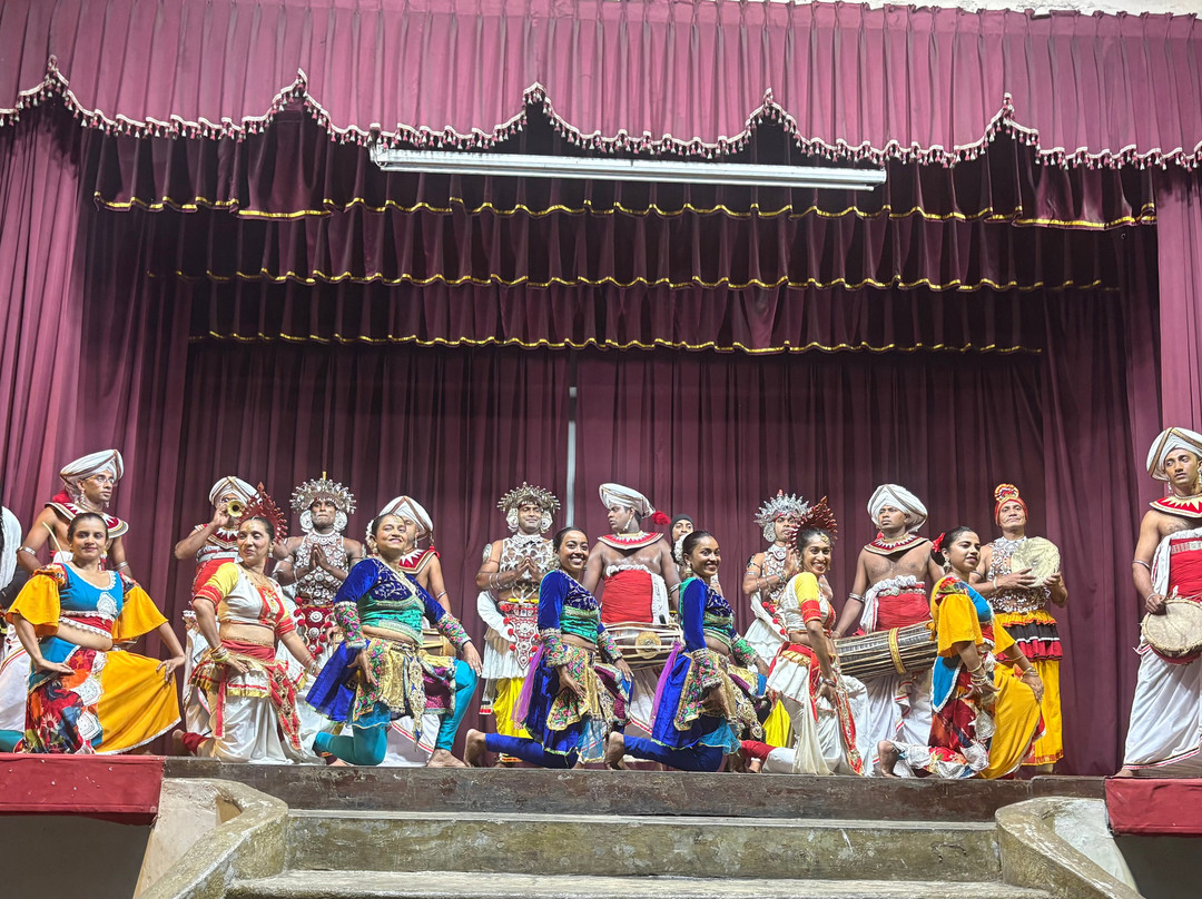 Lanka Classy Tours-凯拉尼亚必去景点