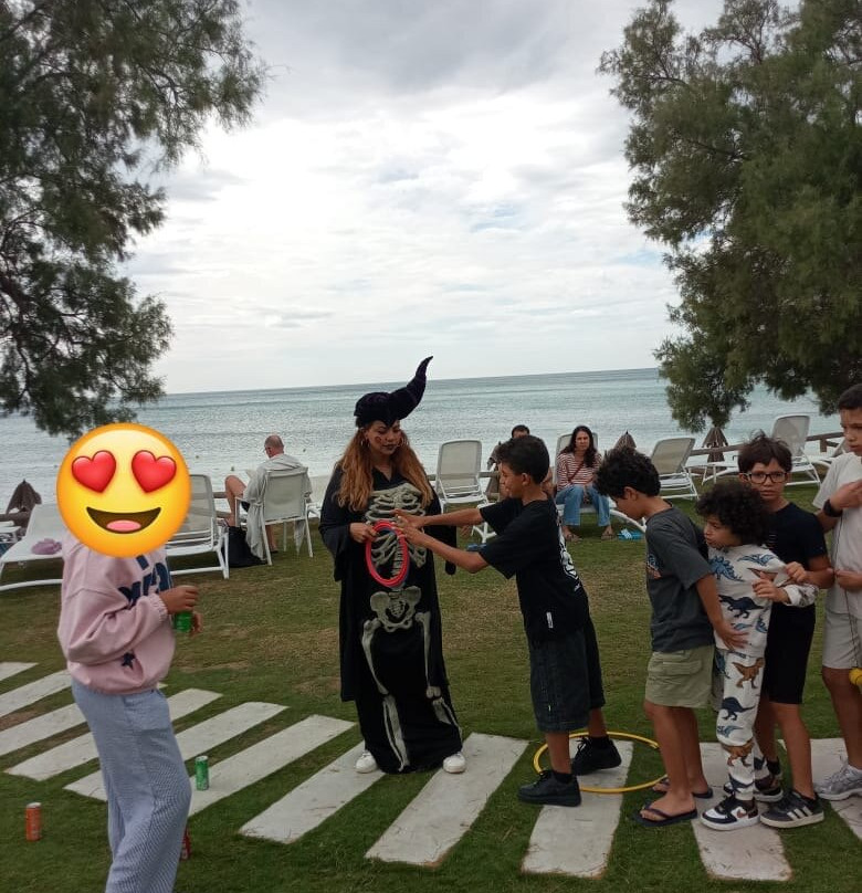 萨尔坦酒店主图