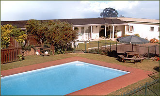 剑桥酒店住宿-Colonial Court Motel