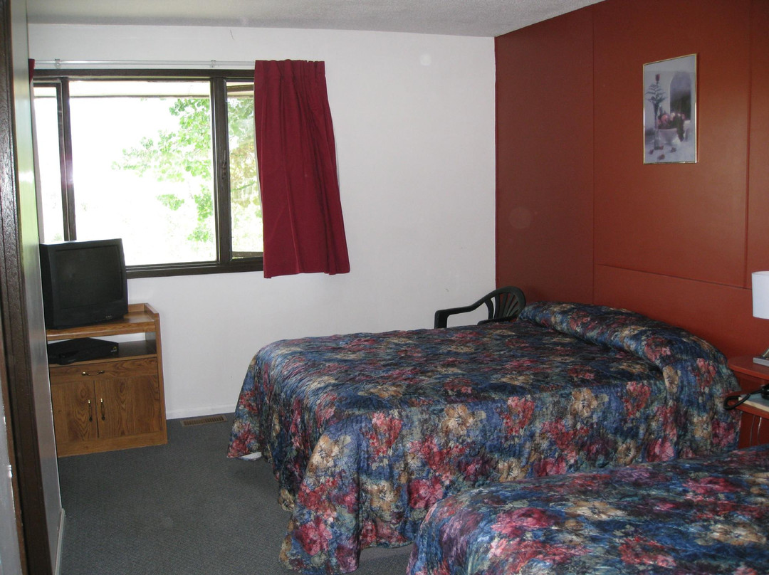 Cozy Corner Motel & Restaurant