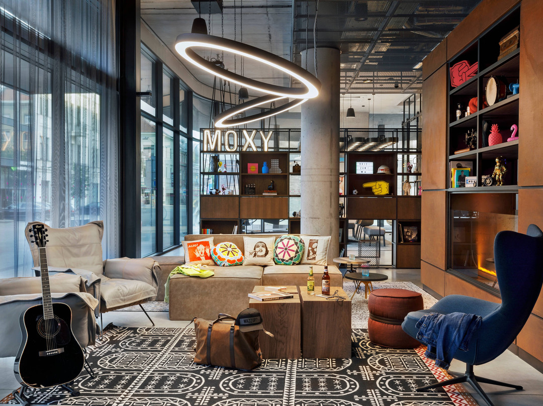 Moxy Kaunas Center主图