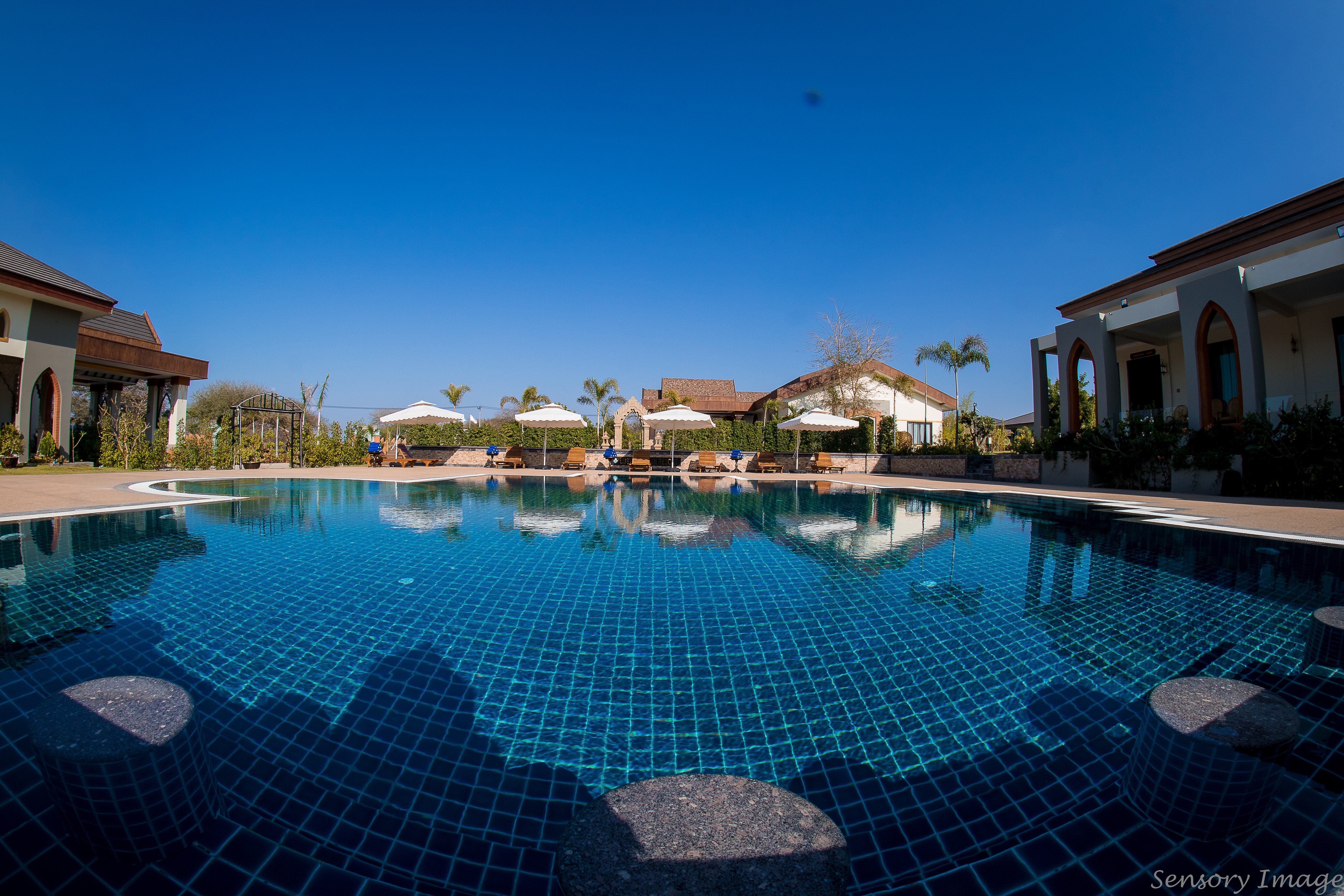 Lustre Bagan Resort-官方