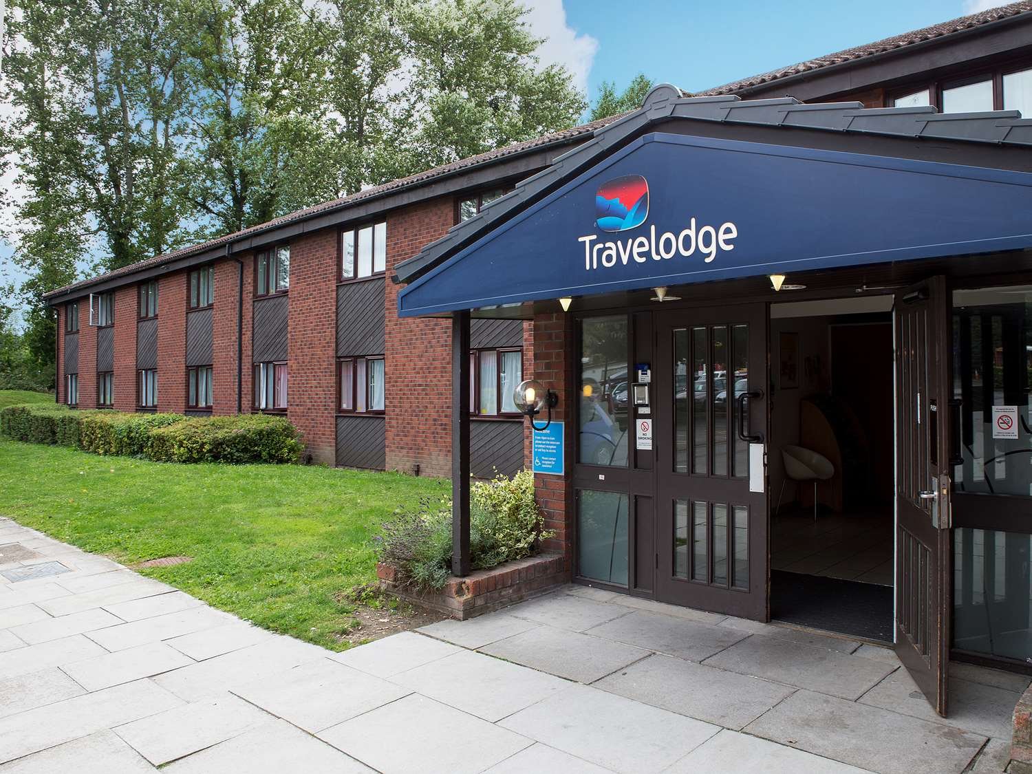 Travelodge Amesbury Stonehenge-官方