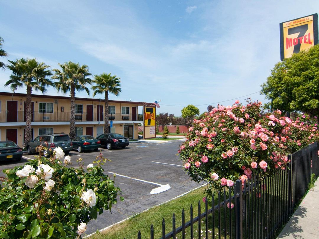Motel 7