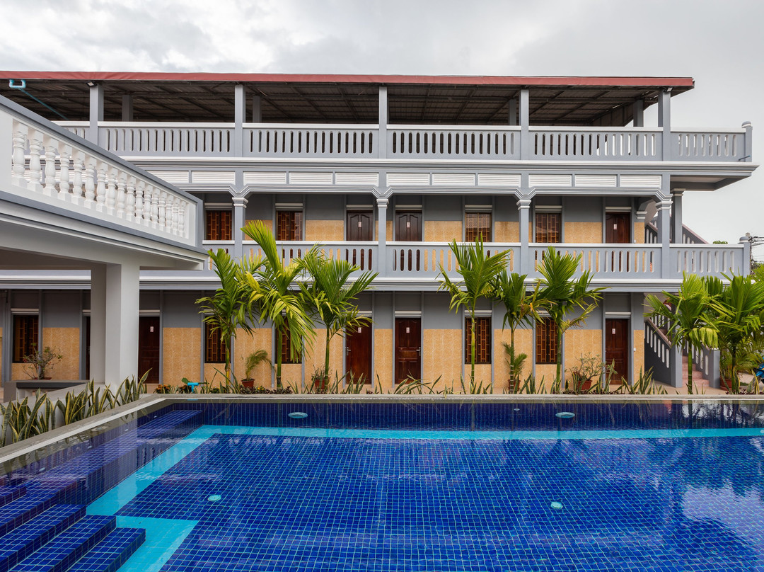 Botoum Hostel