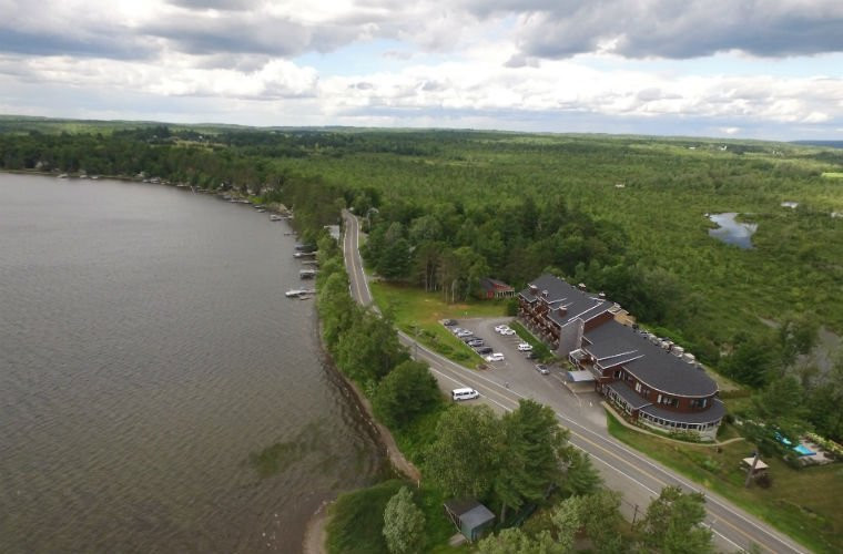 Lac-Brome酒店住宿-Hotel Lac Brome