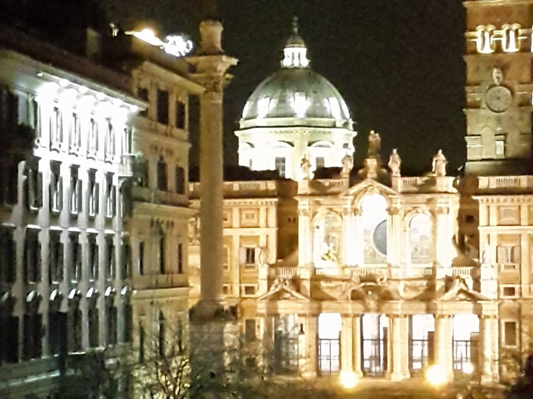 埃斯特酒店主图