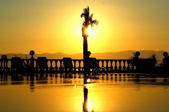 阿勒腾库姆酒店住宿-Cesme Farm Hotel