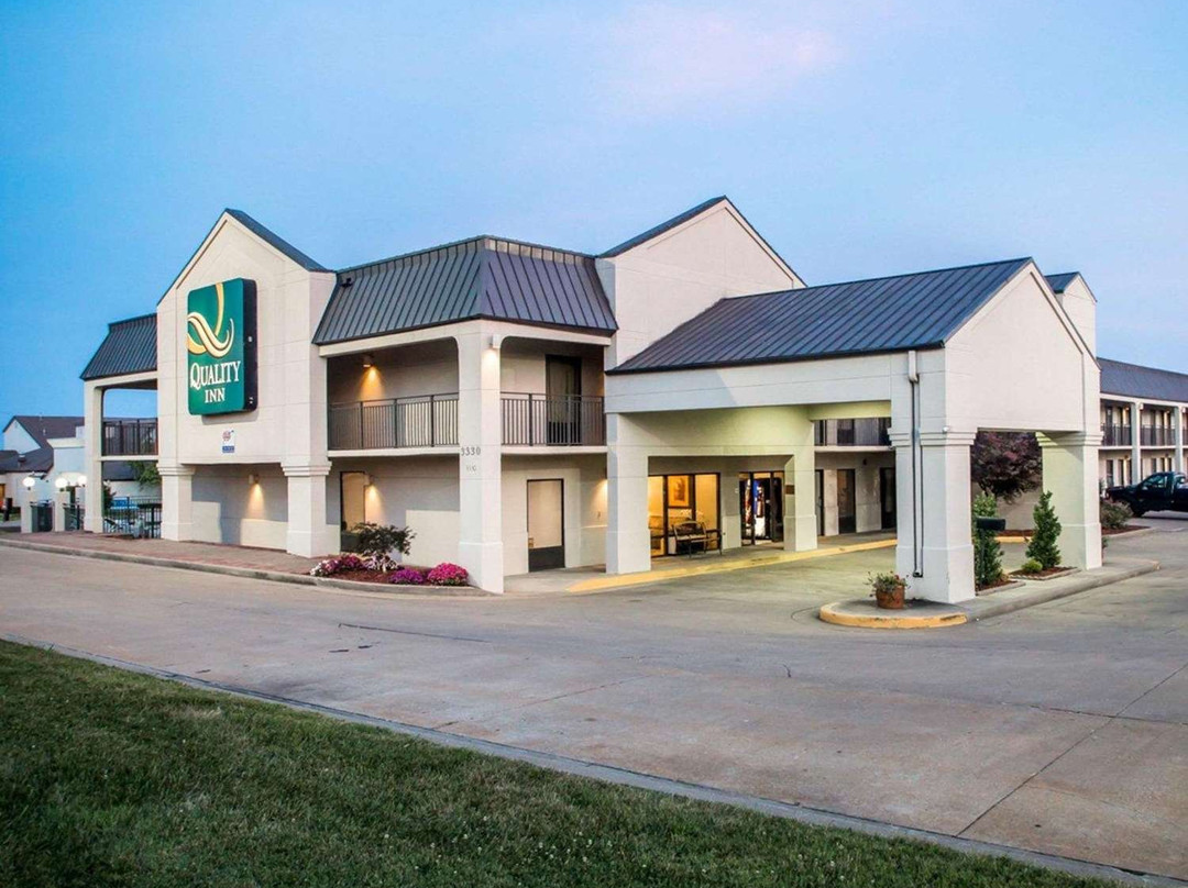 Quality Inn - US65 & East Battlefield Rd.主图