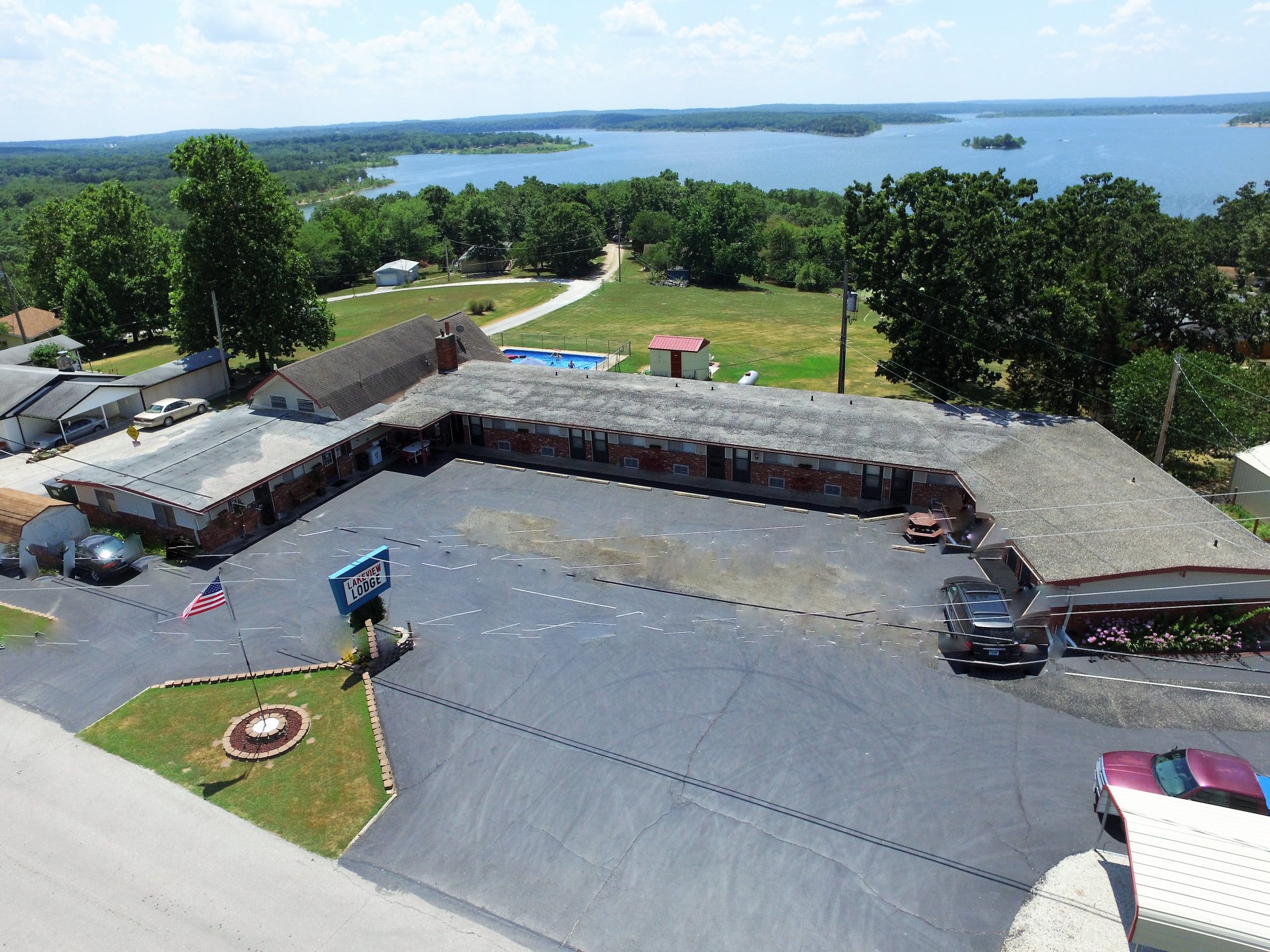 Lakeview Lodge-官方