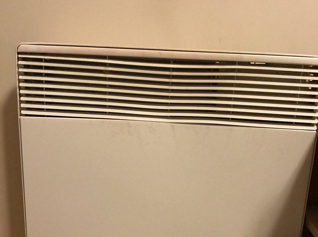 瓦雷塞娜第一大道酒店