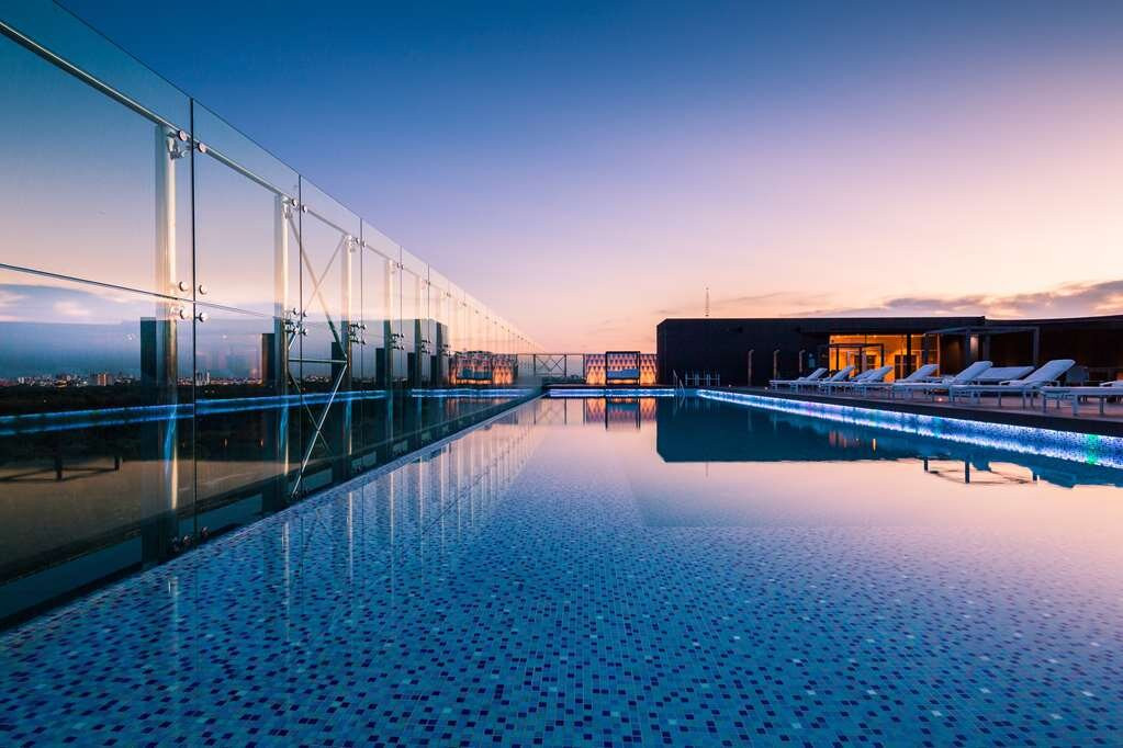 Radisson Hotel Santa Cruz主图