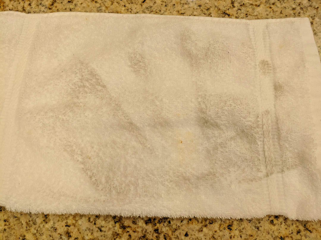 Holiday Inn Express & Suites Topeka North by IHG主图