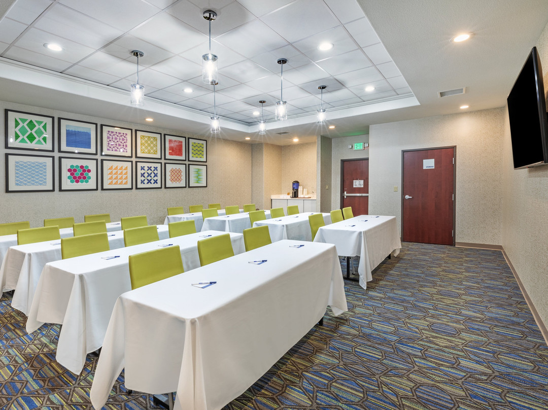 Holiday Inn Express & Suites Guymon By IHG主图