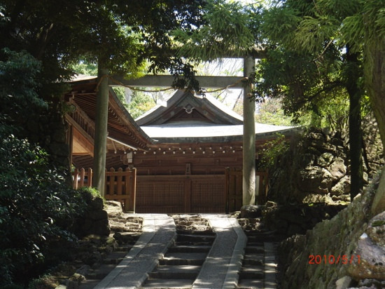 Karasawayama Jinja Shrine景点图片