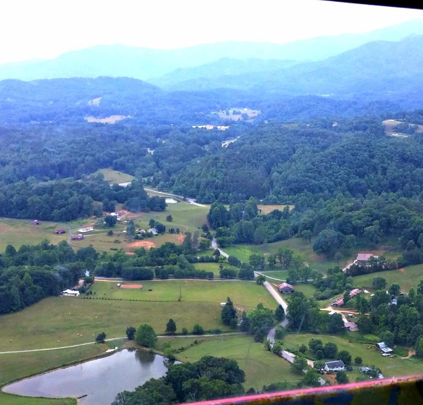 Smoky Mountain Helicopters景点图片