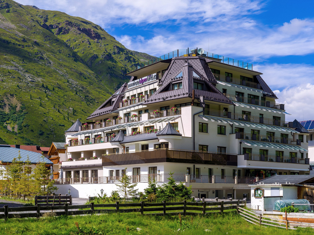 上古何格酒店住宿-Hotel Alpenland