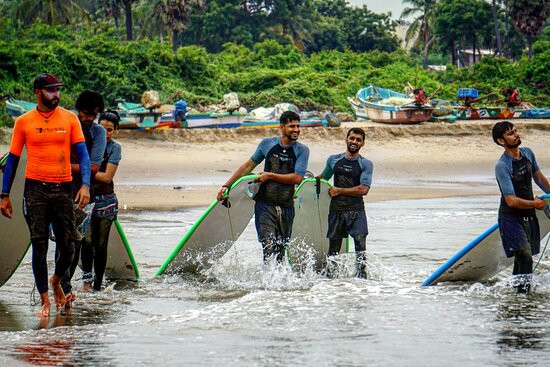 Kallialay Surf School-朋迪榭里必去景点