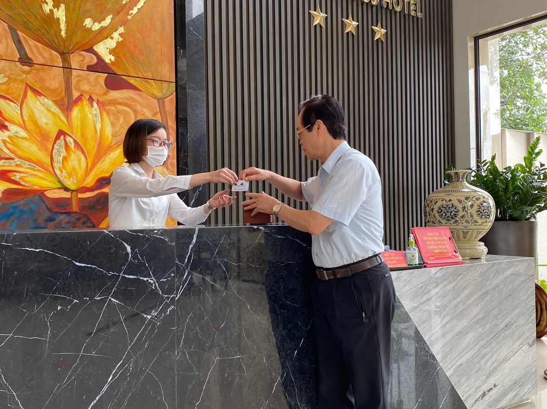 Purple Lotus Hotel主图