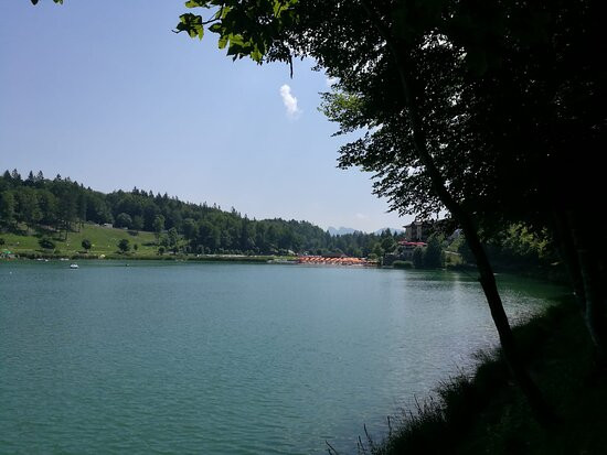 Lago di Lavarone景点图片