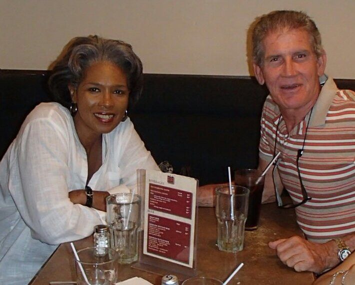 Deebles Point Art Gallery And Café