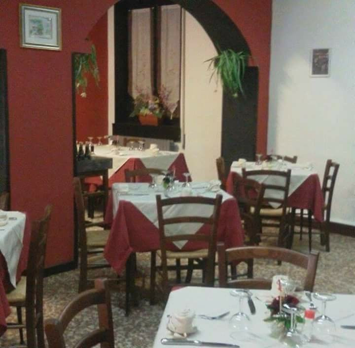 Corana餐馆和美食-Albachiara