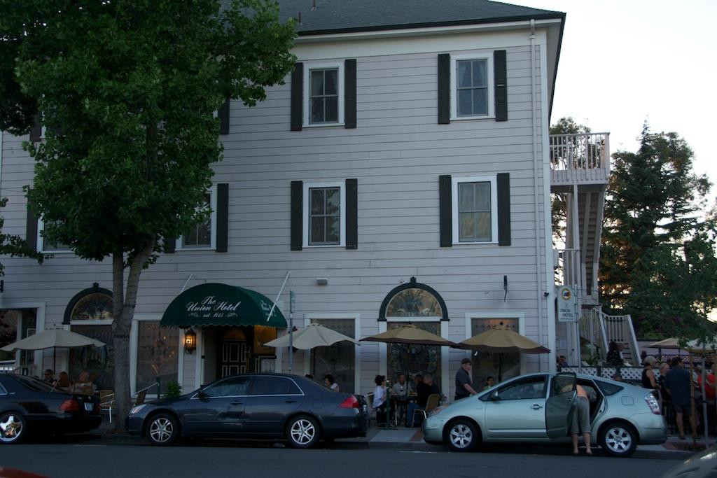 Port Costa旅游景点-Benicia Certified Farmers Market