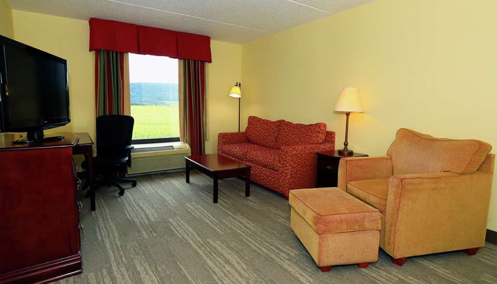 Hampton Inn & Suites Lamar主图