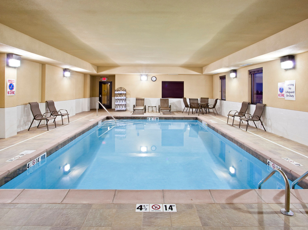 Holiday Inn Express & Suites Van Wert by IHG主图