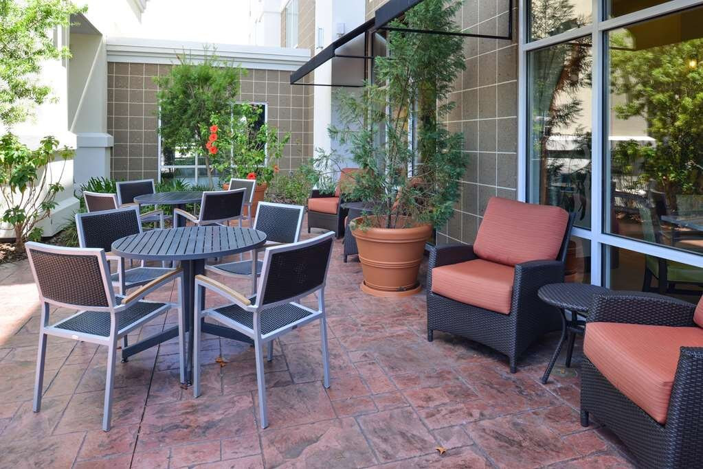 Hampton Inn & Suites Ocala主图