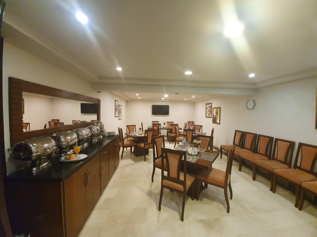 S Chalet Islamabad主图