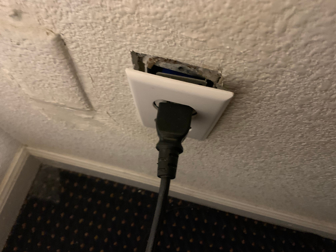 Days Inn by Wyndham Everett