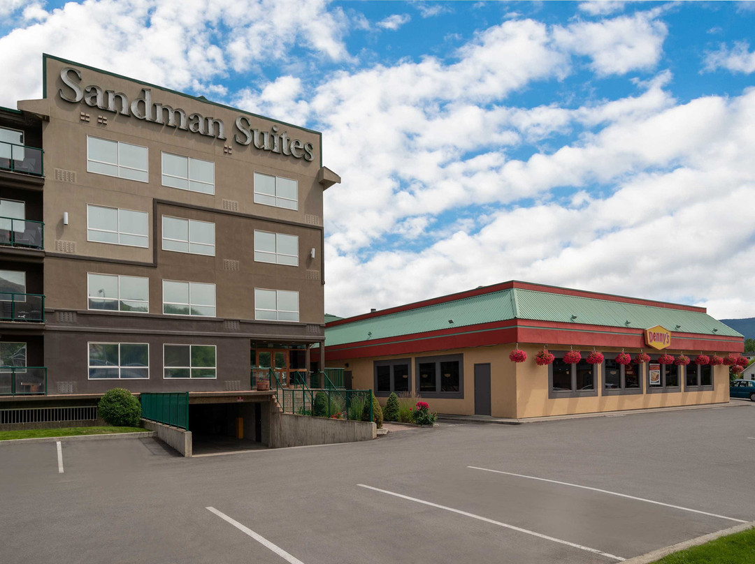 Sandman Hotel & Suites Vernon主图