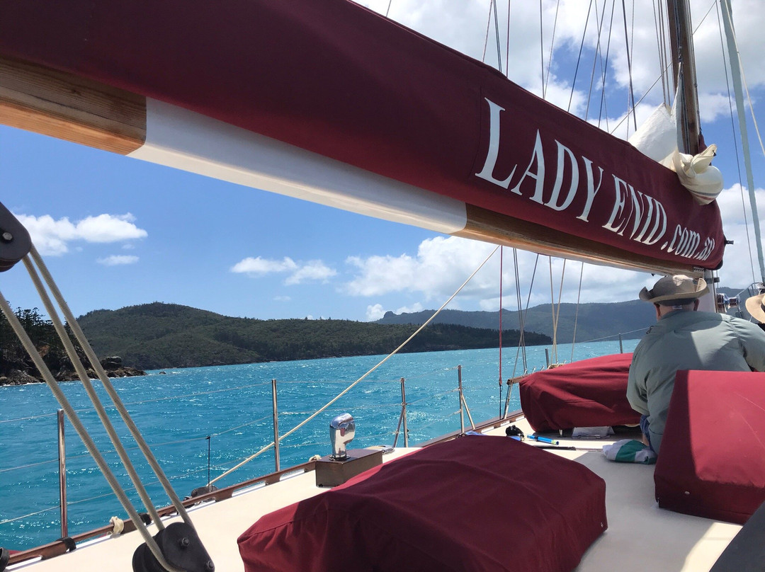 Lady Enid Sailing-艾尔利滩必去景点