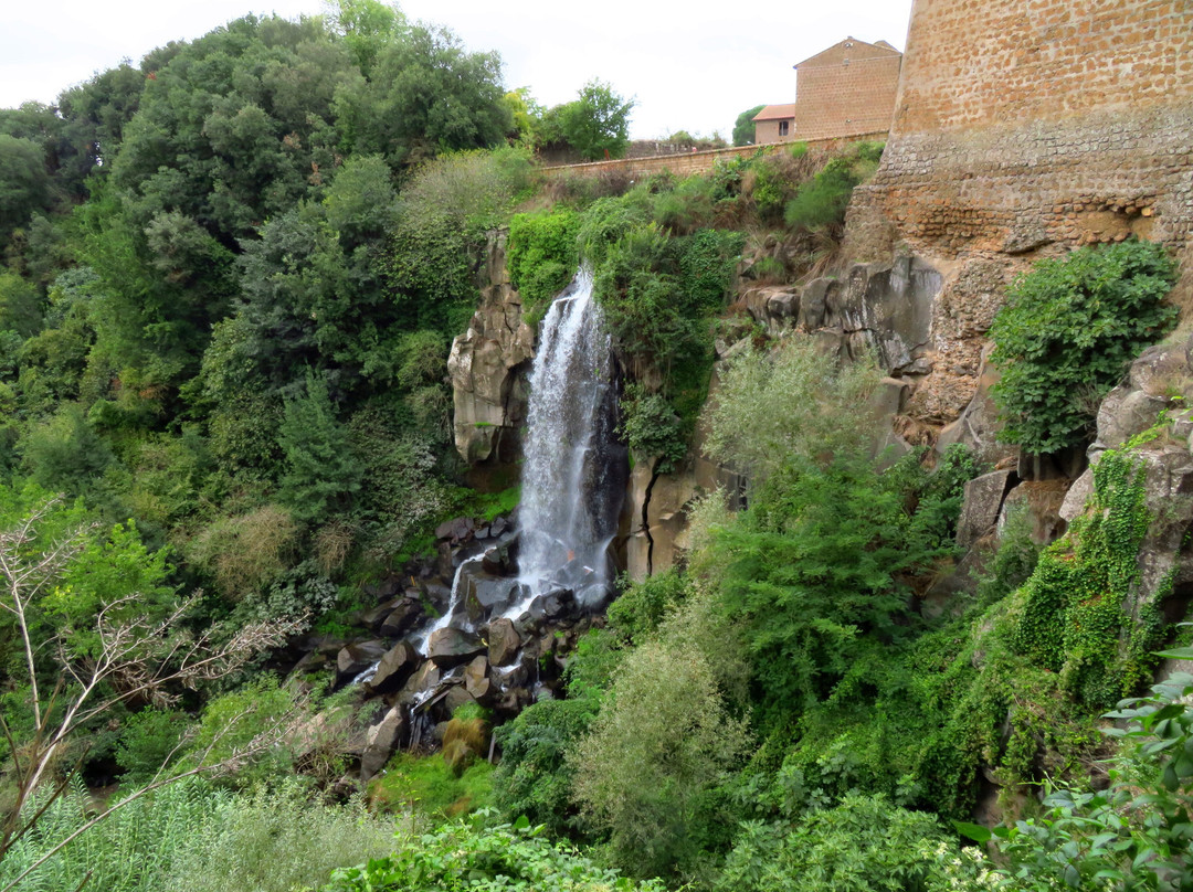 Cascata dei Cavaterra-Nepi必去景点