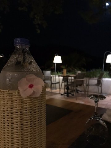 The Bay Beach Club-餐饮