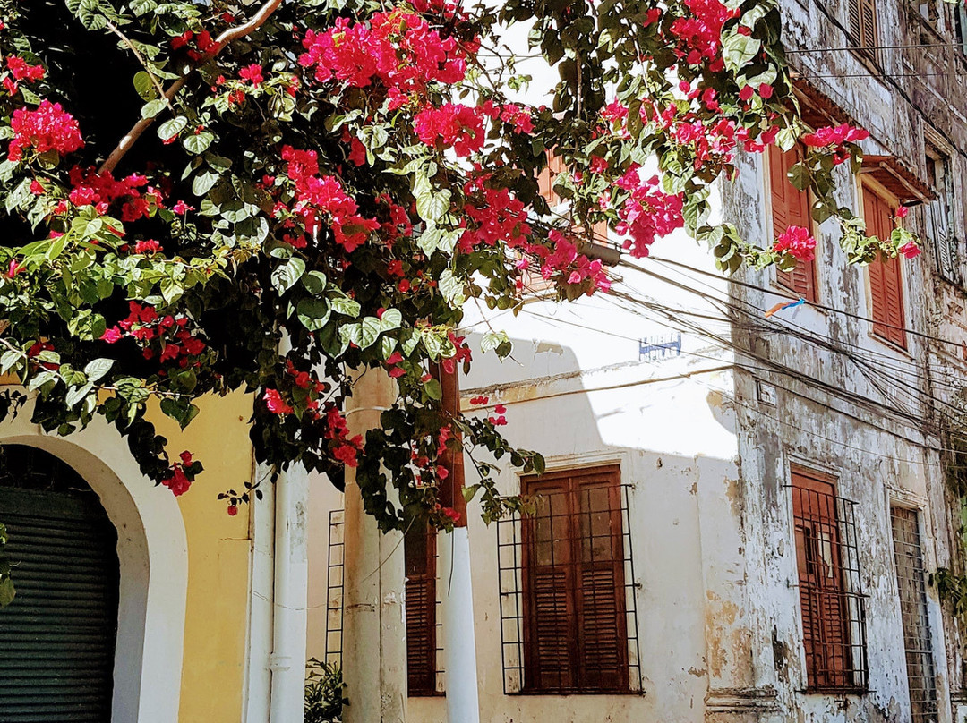 Aram Yami Hotel主图