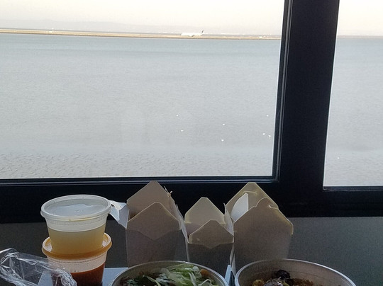 旧金山机场万豪水岸酒店主图