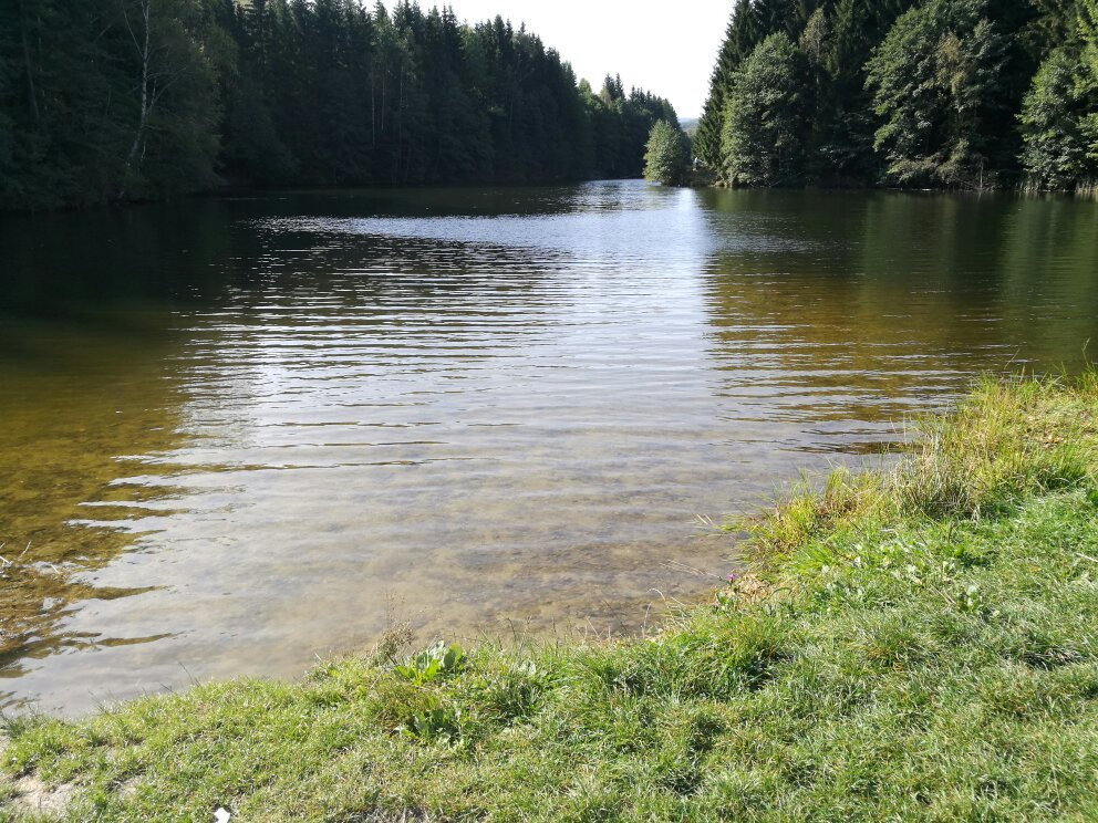 Trei Ape (Three Waters Lake)景点图片