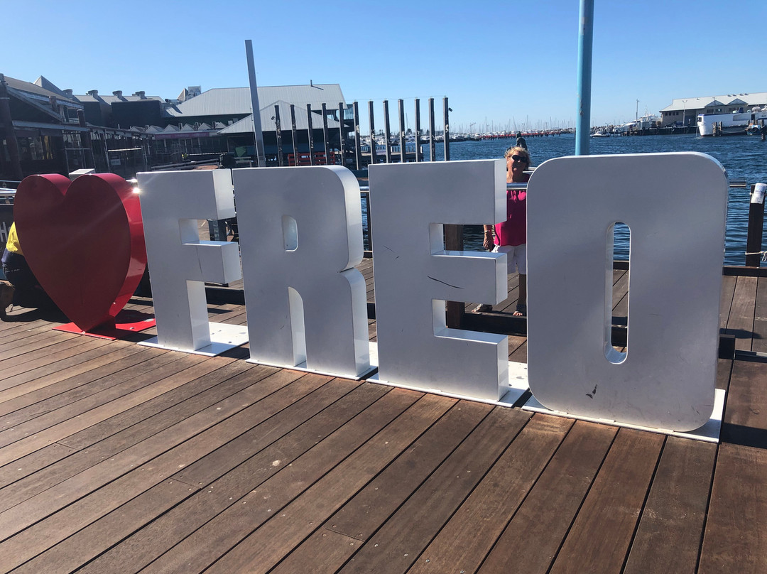 Fremantle Fishing Boat Harbour景点图片