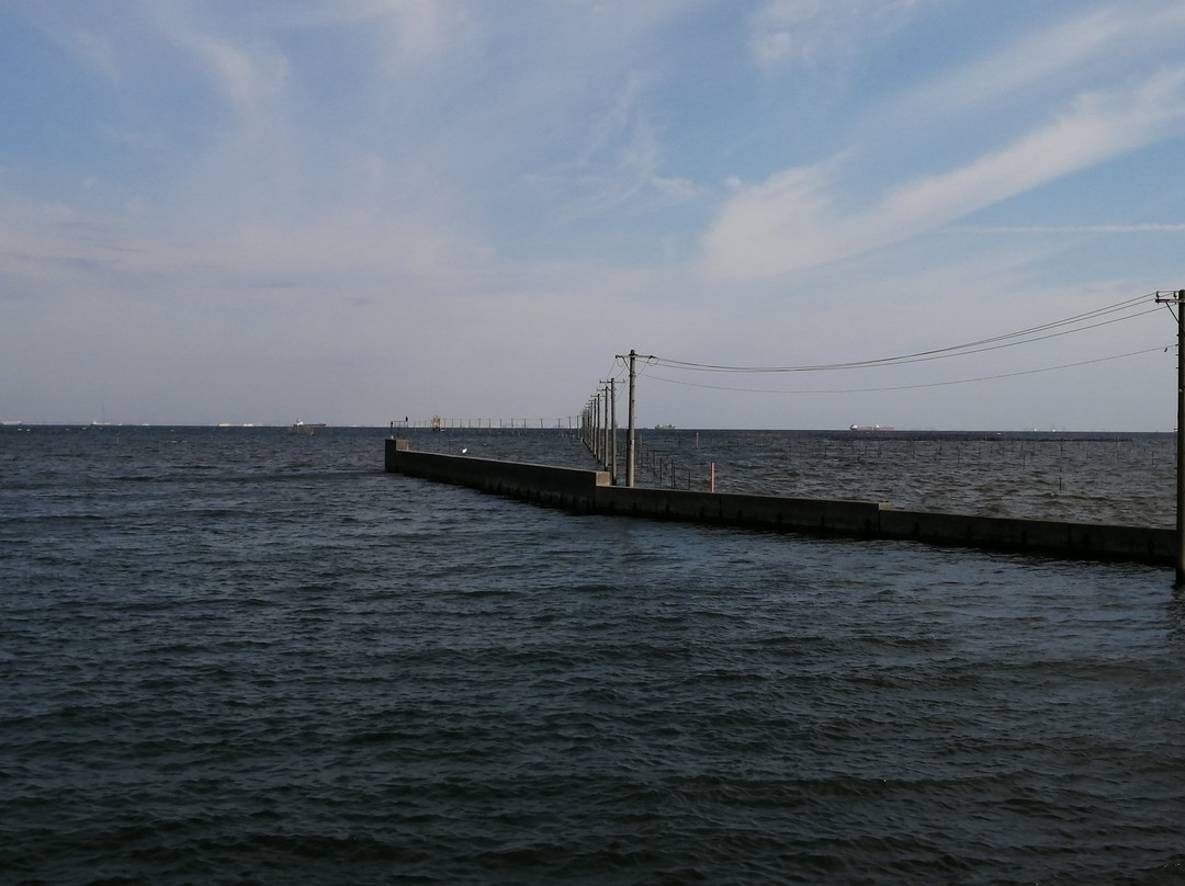 Ushigeme Beach景点图片