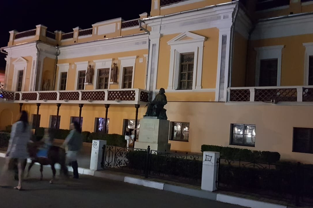 Monument to Ivan Aivazovskiy-Feodosia必去景点
