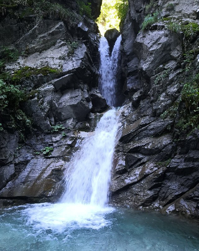 Cascade de la Belle Au Bois景点图片