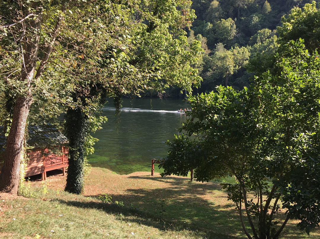 Copper John's Resort主图