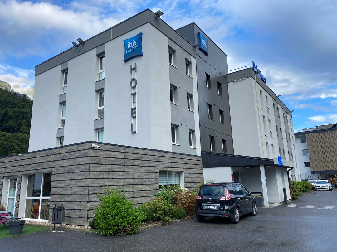 萨朗什勃朗峰地区宜必思快捷酒店主图