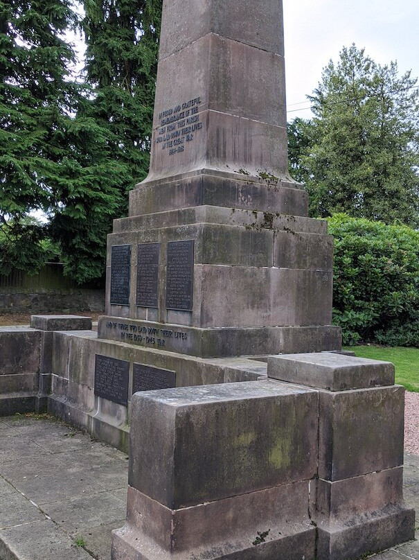 Milnathort War Memorial and Park-Milnathort必去景点
