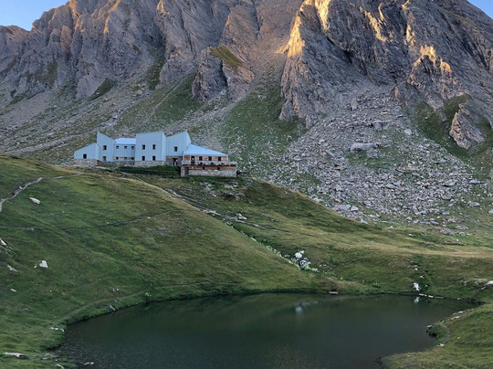 Rifugio Piergiorgio Frassati主图