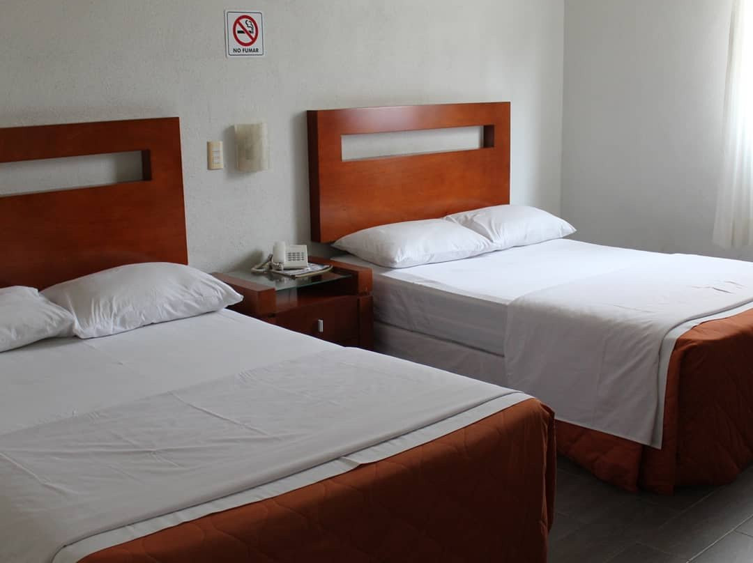 HI Huasteca Inn主图